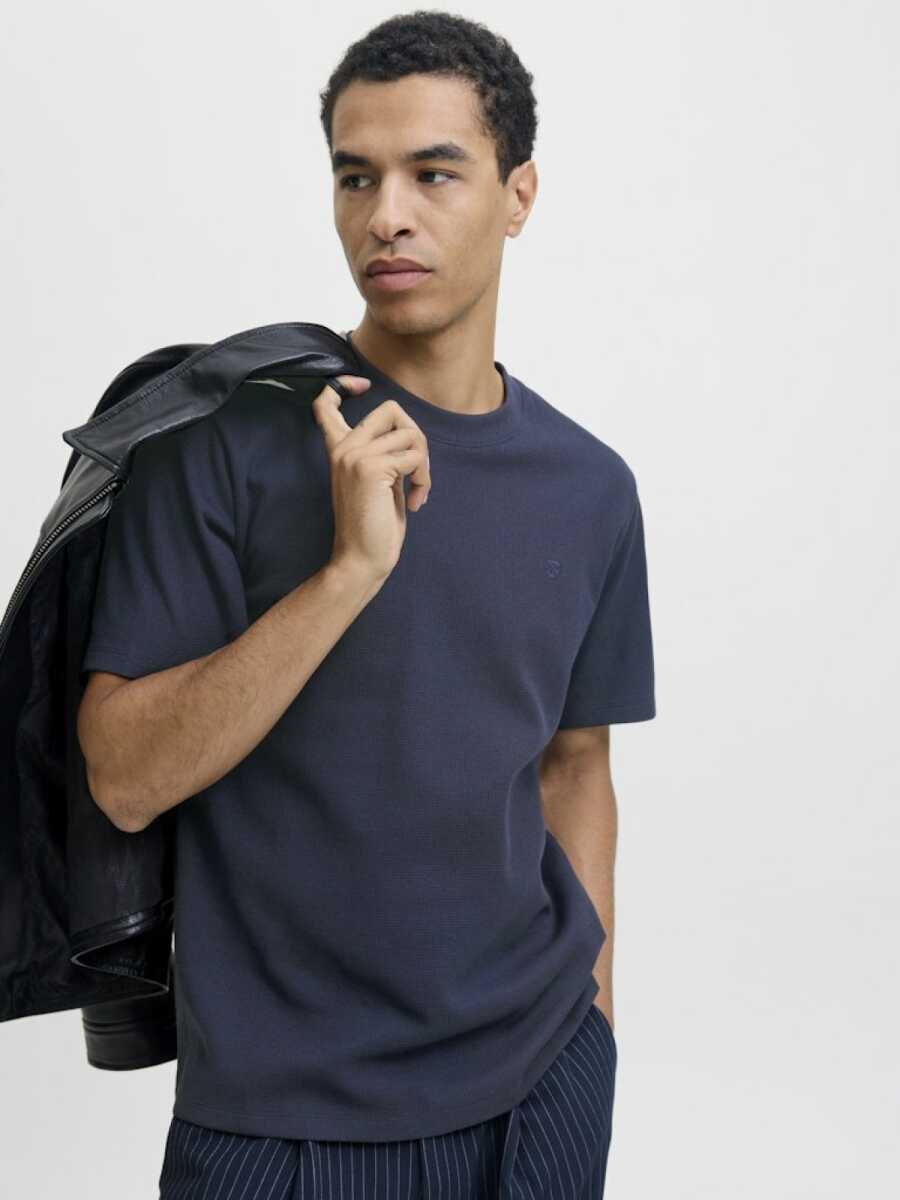 Jack Jones Blaleo Structure Regular Fit Erkek Tişört 12294823 - 3