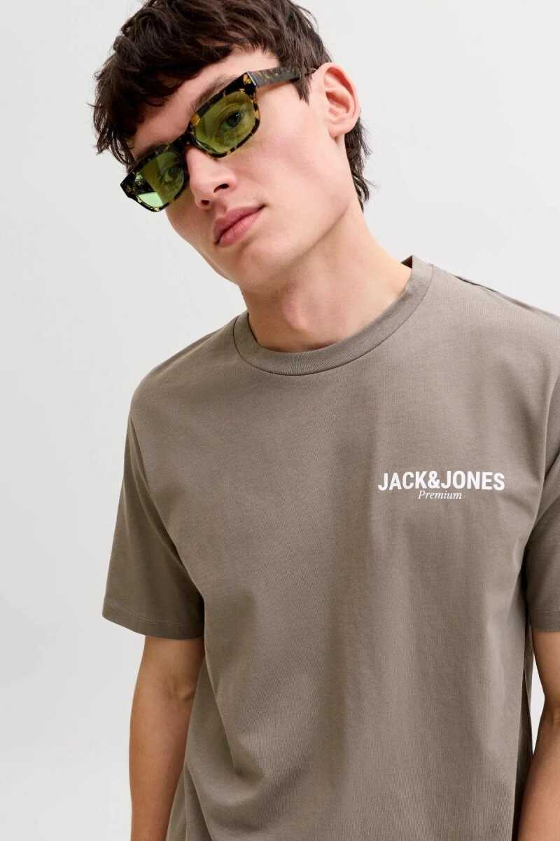 Jack Jones Blaoscar Regular Fit Erkek Tişört 12302469 - 2