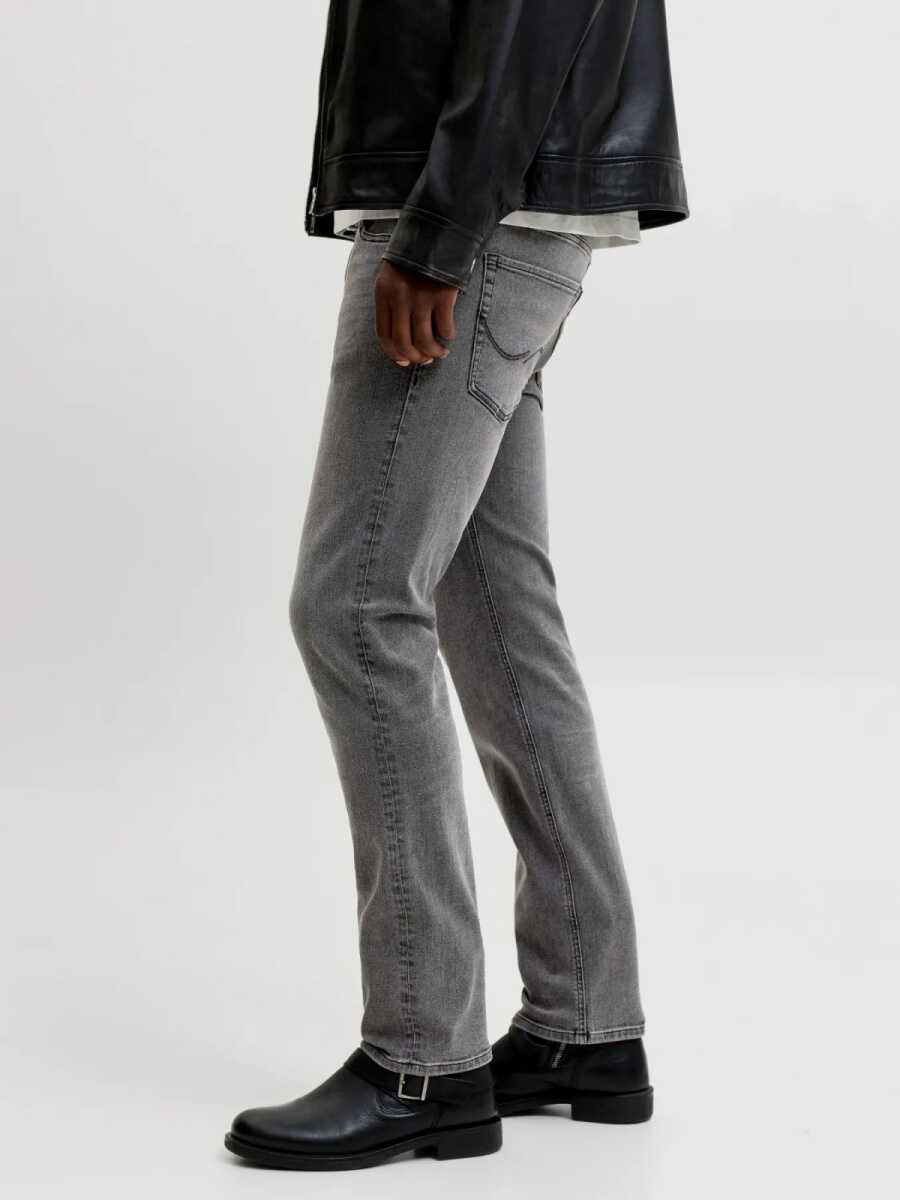 Jack Jones Clark Basıc Regular Fit Erkek Jean Pantolon 12300751 (1)