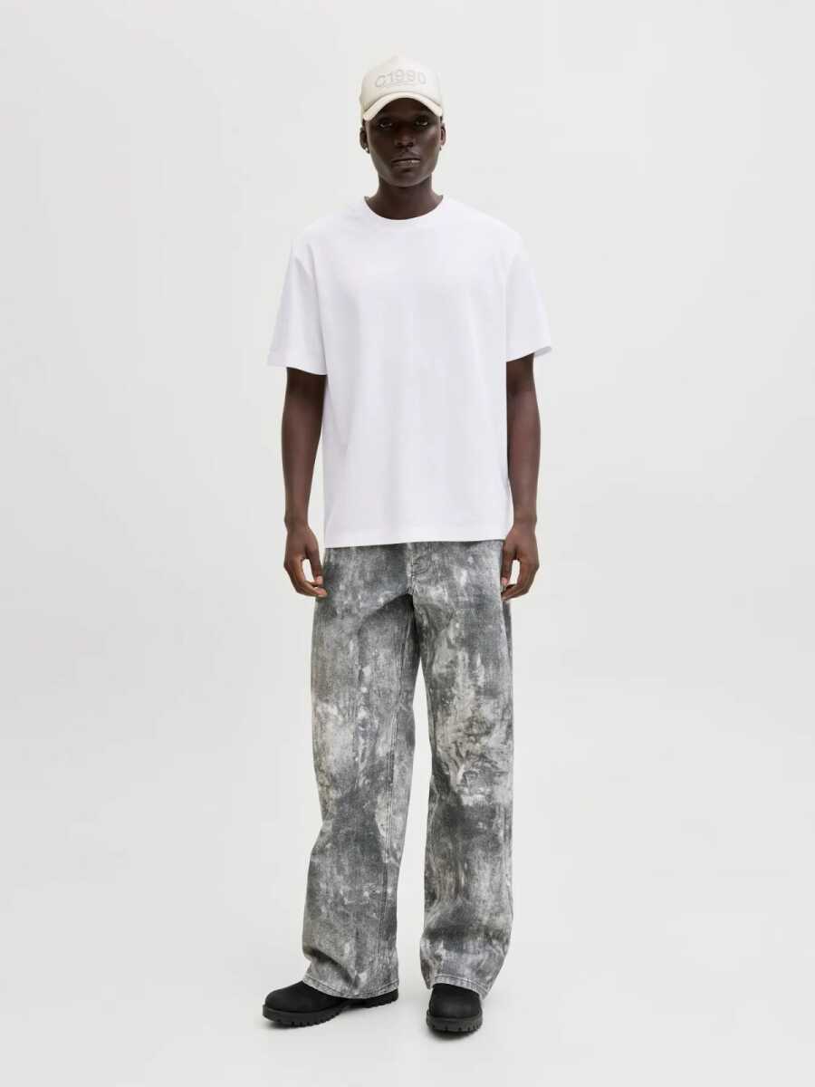 Jack Jones Fosıon Badge Relax Fit  Erkek Tişört 12289962 (1)