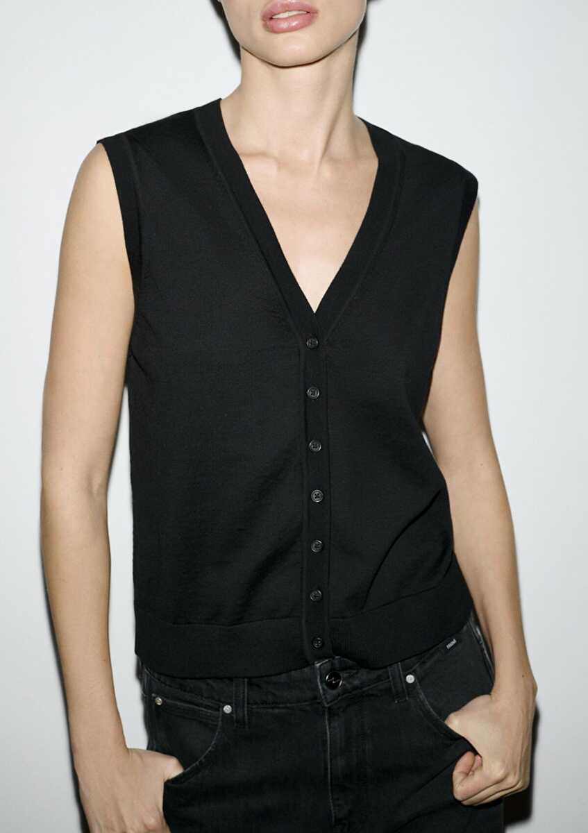 Mavi Düğmeli Siyah Triko Kadın Yelek 1710867-900 (1)