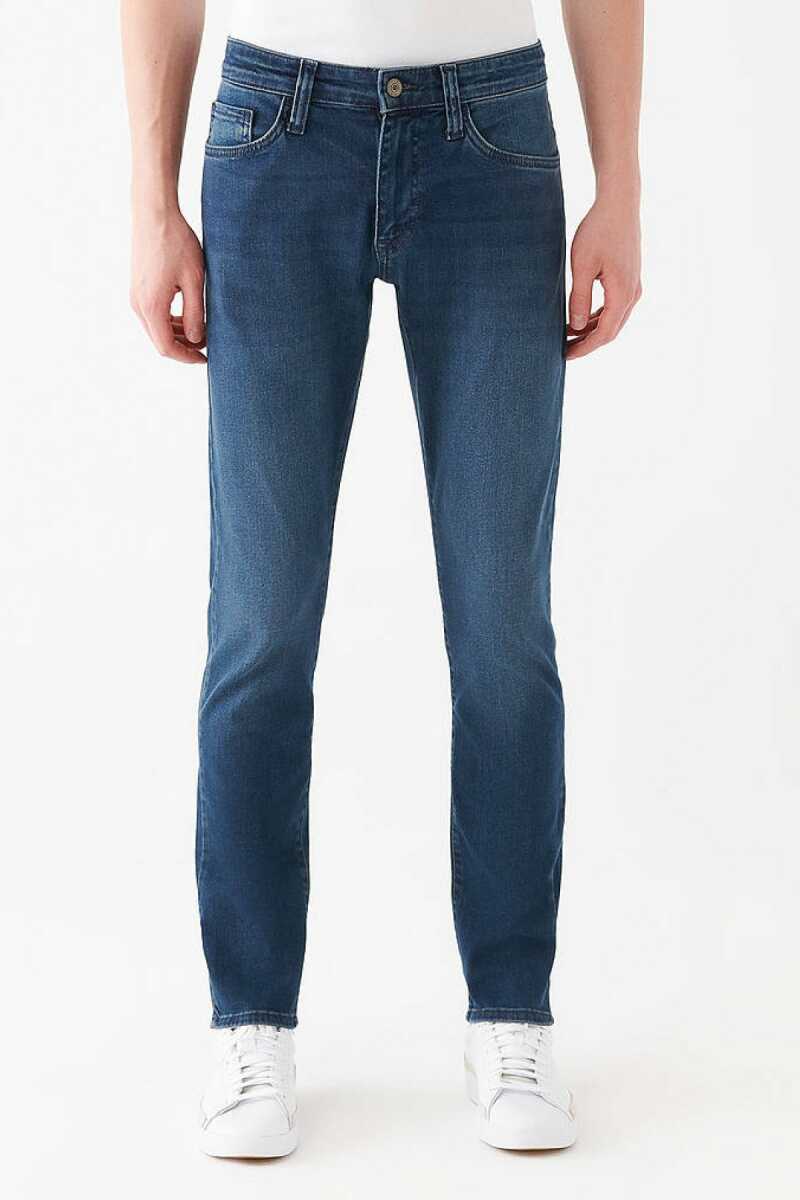 Mavi Jake Deep Comfort Erkek Jean 8842229786 - 3