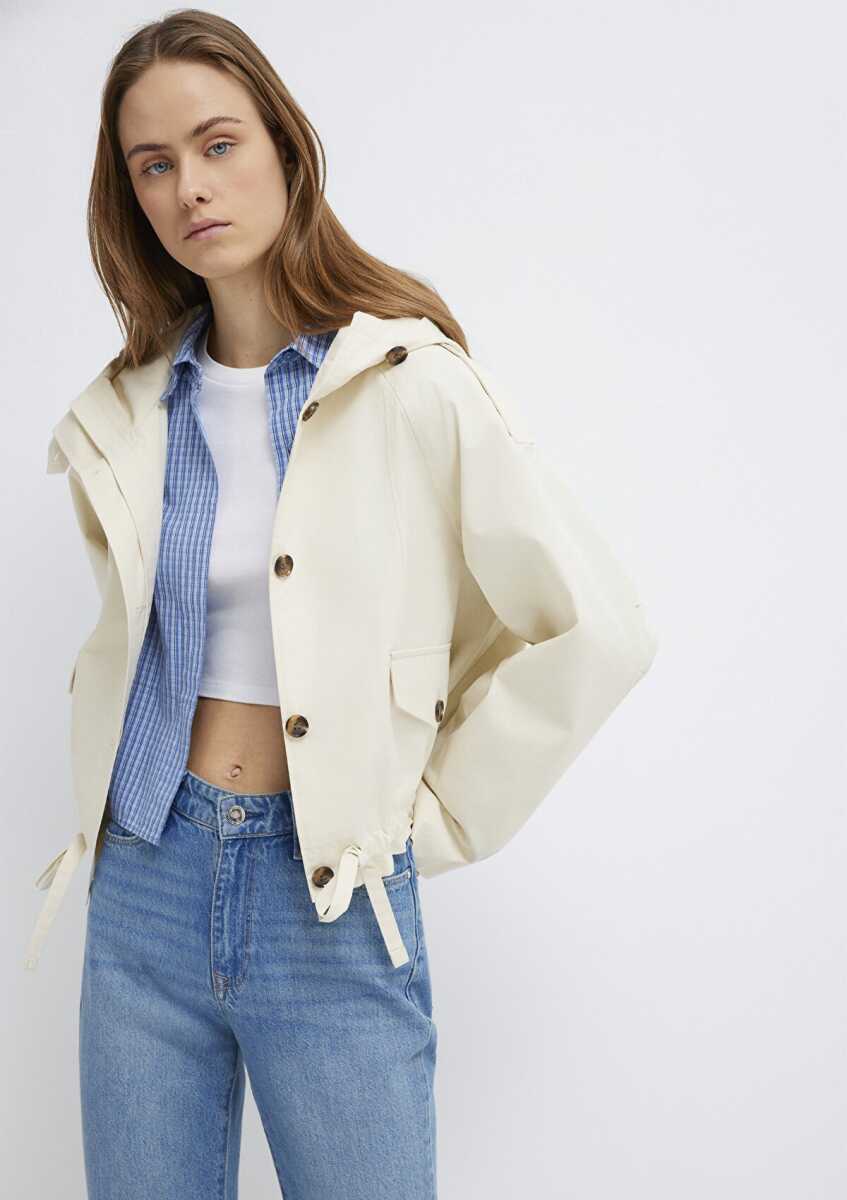 Mavi Kapüşonlu Bel Detaylı Ekru Kısa Oversize Kadın Ceket 1110756-70065 (1)