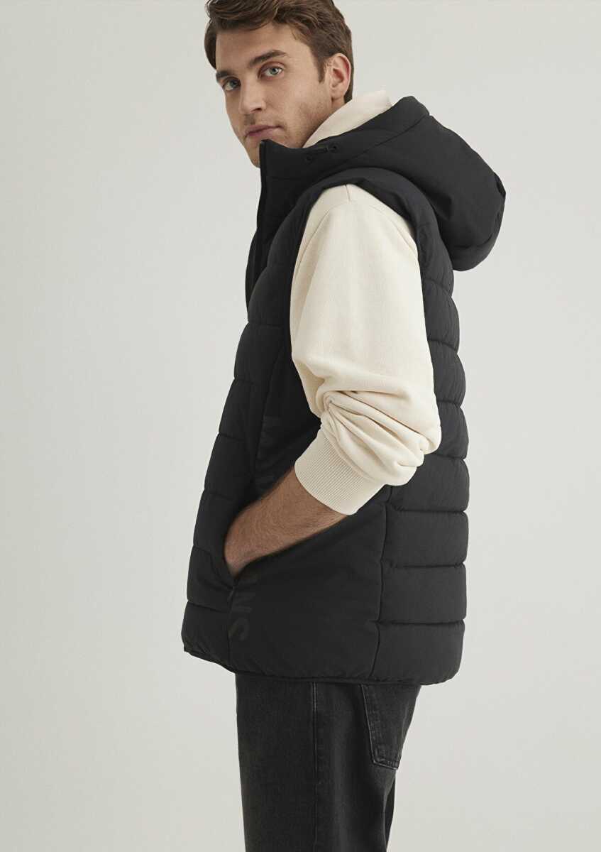 Mavi Kapüşonlu Siyah Erkek Yelek 0110554-900 - Mavi