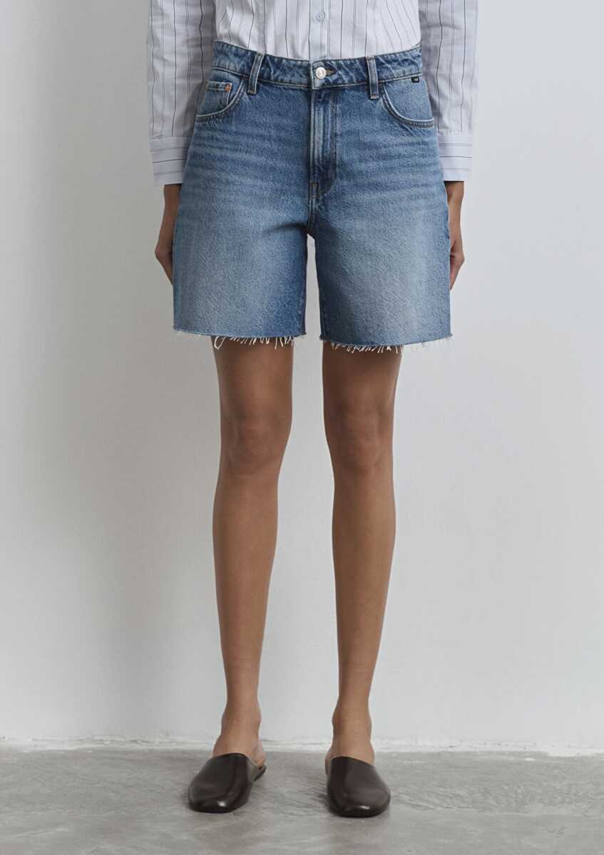 Mavi Lidia All Blue Puslu Koyu Mavi Boyfriend Normal Bel Geniş Paça Kadın Jean Şort 1410145-89744 - 3