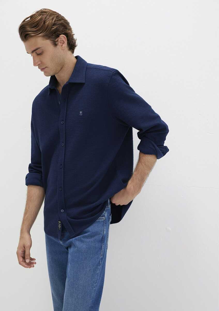 Mavi M Logo Lacivert Regular Fit Erkek Gömlek 0211789-70497 - Mavi
