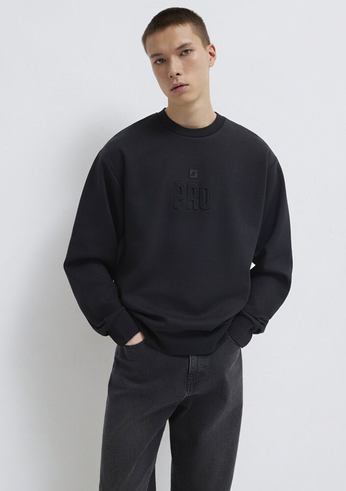 Mavi Pro Siyah Loose Fit Erkek Sweatshirt 0S10596-900 (1)