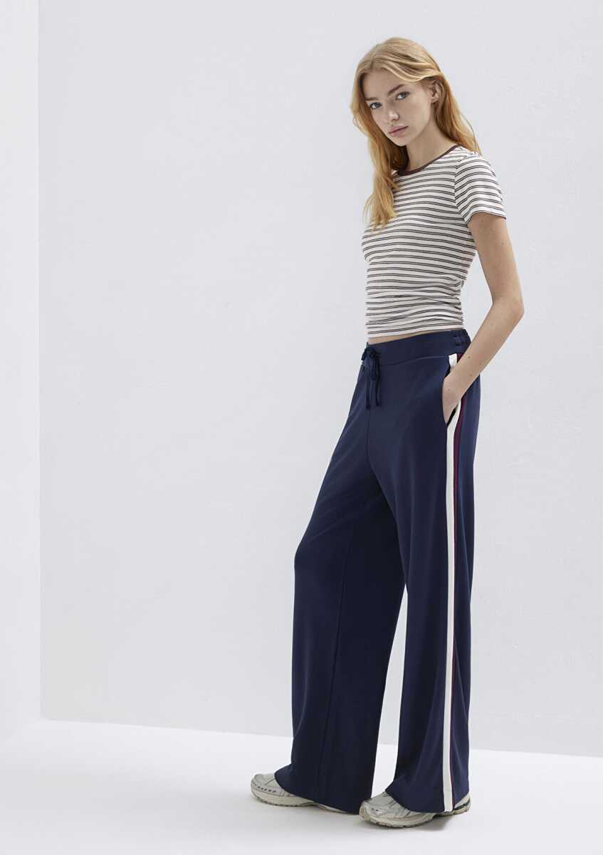 Mavi Şerit Detaylı Lacivert Wide Leg Yüksek Bel Kadın Eşofman Altı 1011061-82458