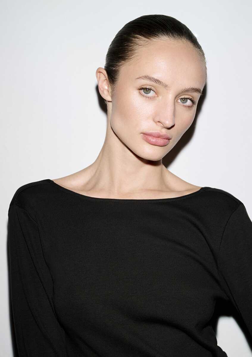 Mavi Uzun Kollu Siyah Kadın Tişört 1613855-900 (1)