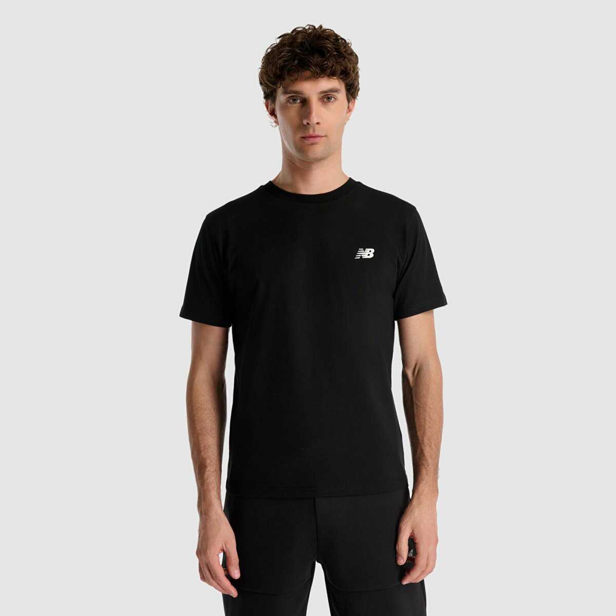 New Balance Erkek T-shirt MNT1537-BK (1)