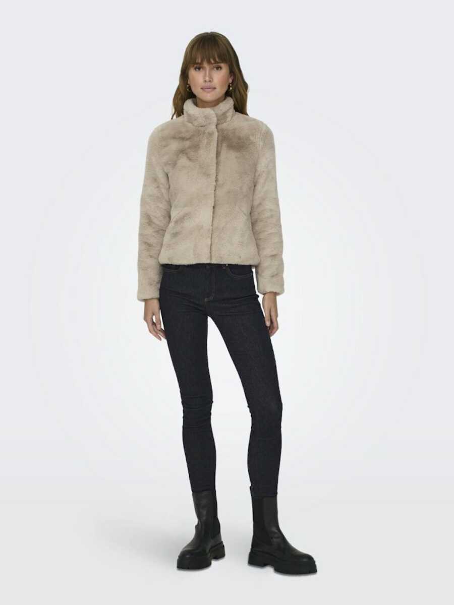 Only New Vıda Faux Fur Kadın Mont 15295423 (1)
