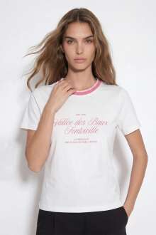 Quzu Baskı Detaylı Kadın T-shirt