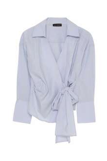 Quzu Önü Bağlama Detaylı Bluz 