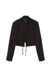 Quzu Önü Bağlamalı Kadın Crop 