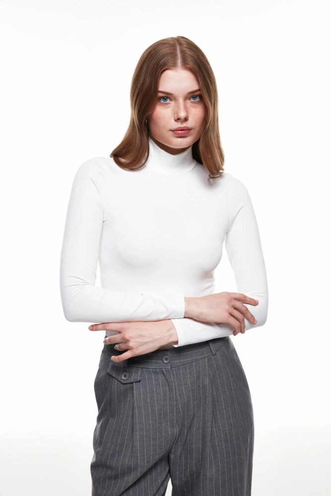 Quzu Yarım Balıkçı Çıtçıtlı Bluz