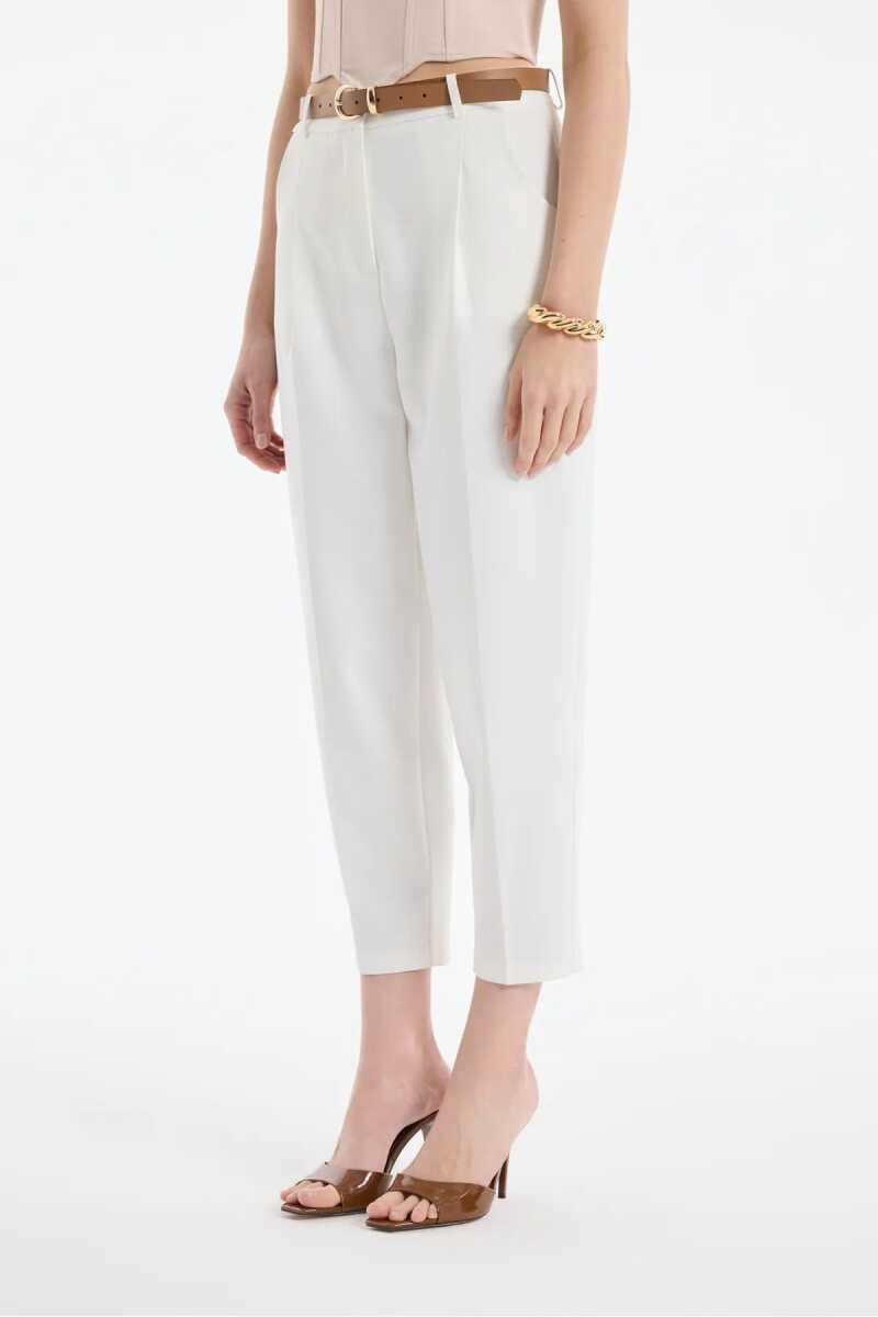 Quzu Yüksek Bel Kemerli Pensli Kadın Pantolon