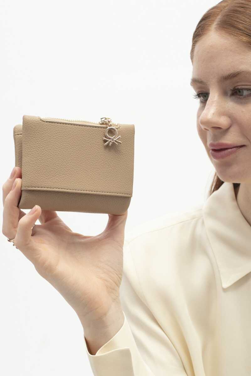 United Colors Of Benetton Kadın Cüzdan BNT_1721 (1)