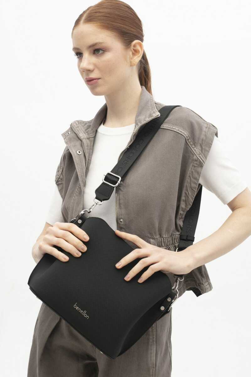 United Colors Of Benetton Kadın Koıl Çantası BNT_1823 (1)