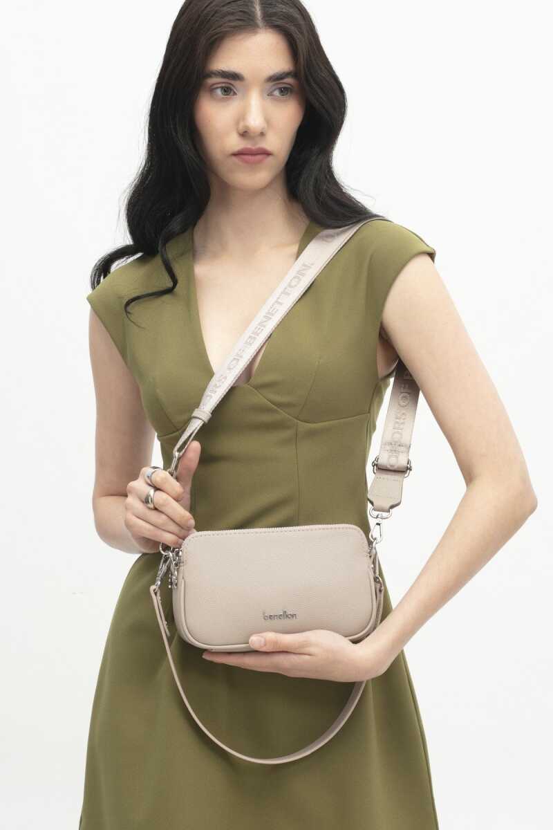 United Colors Of Benetton Kadın Kol Çantası BNT_1808 (1)