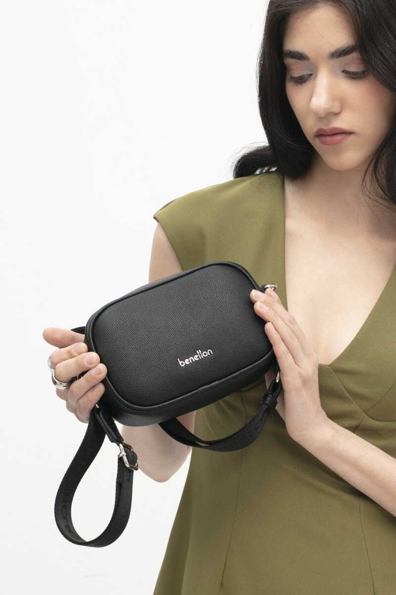 United Colors Of Benetton Kadın Kol Çantası BNT_1839 (1)